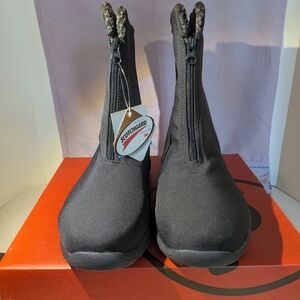 Proper Madison Mid Zip Waterproof Boot Black 9 1/2 2E (X) NEW IN BOX